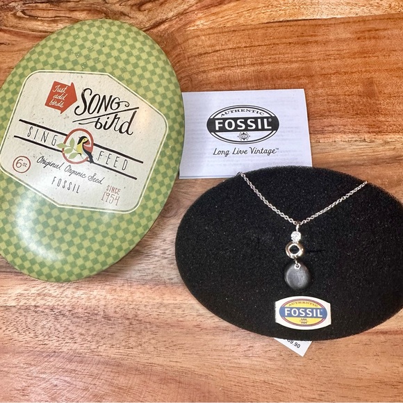 Fossil - 925 Sterling Silver Drop Pendant Necklace - Picture 10 of 10